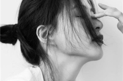 黑白女头,探寻女性魅力的永恒经典